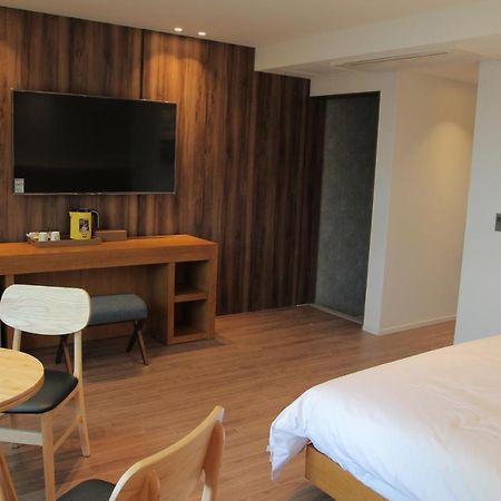 Am Ort Hotel Йосу Екстериор снимка