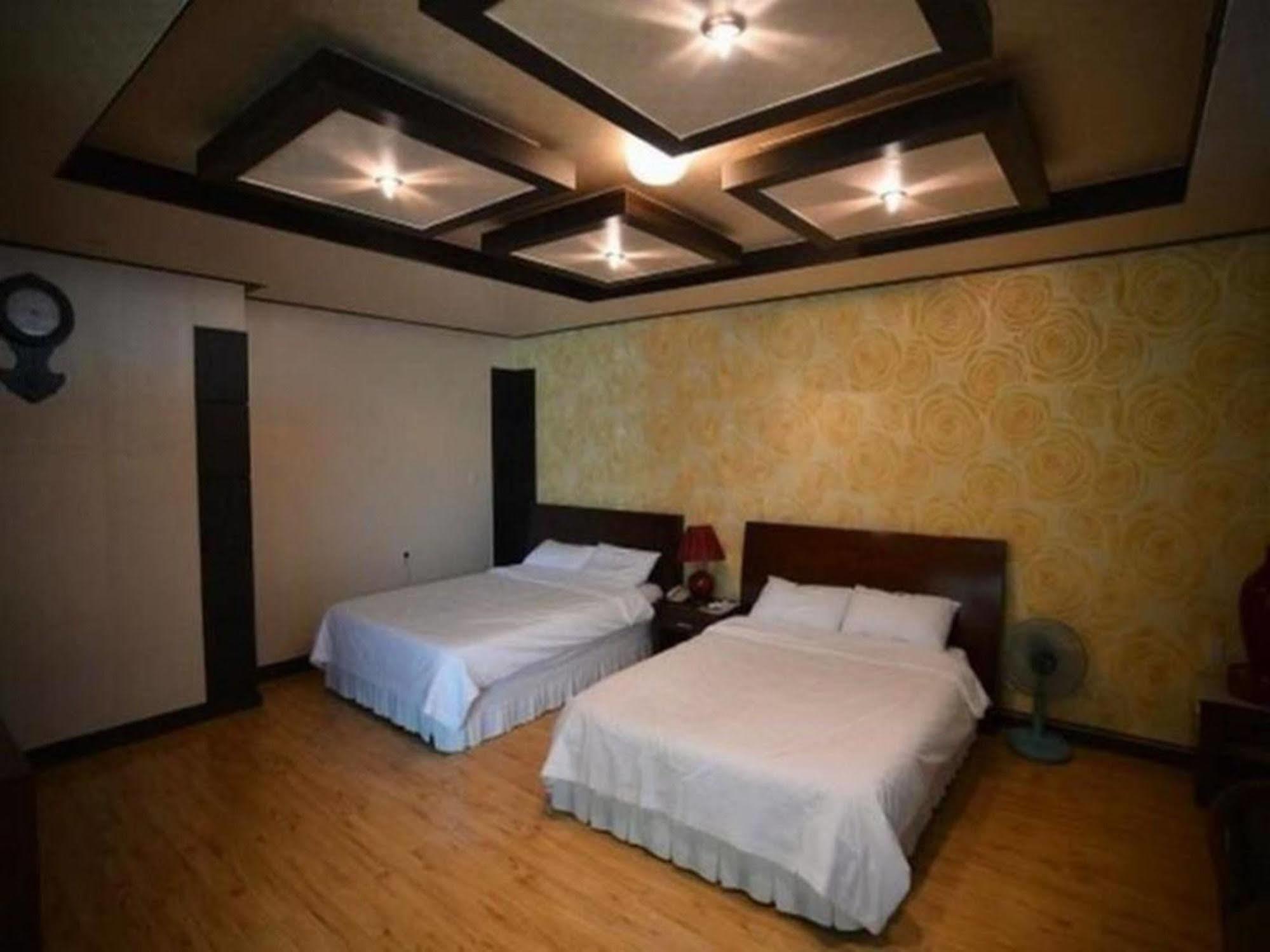 Am Ort Hotel Йосу Екстериор снимка