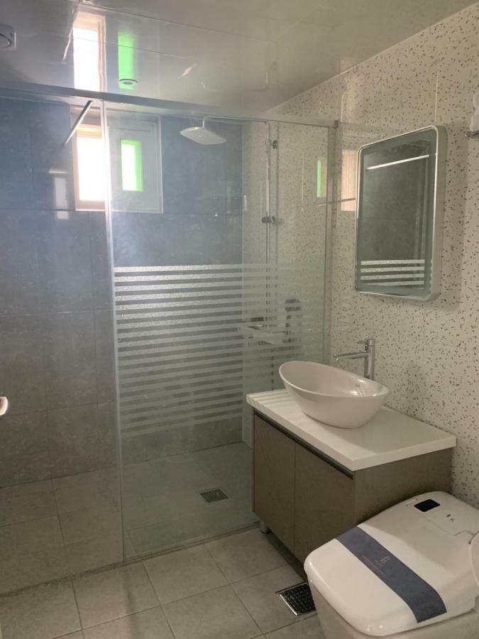 Am Ort Hotel Йосу Екстериор снимка